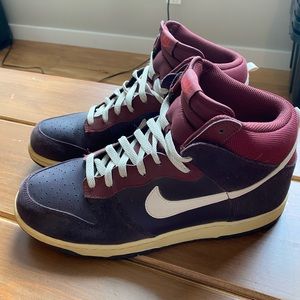 Nike SB Dunk High - Burgundy - Size 12